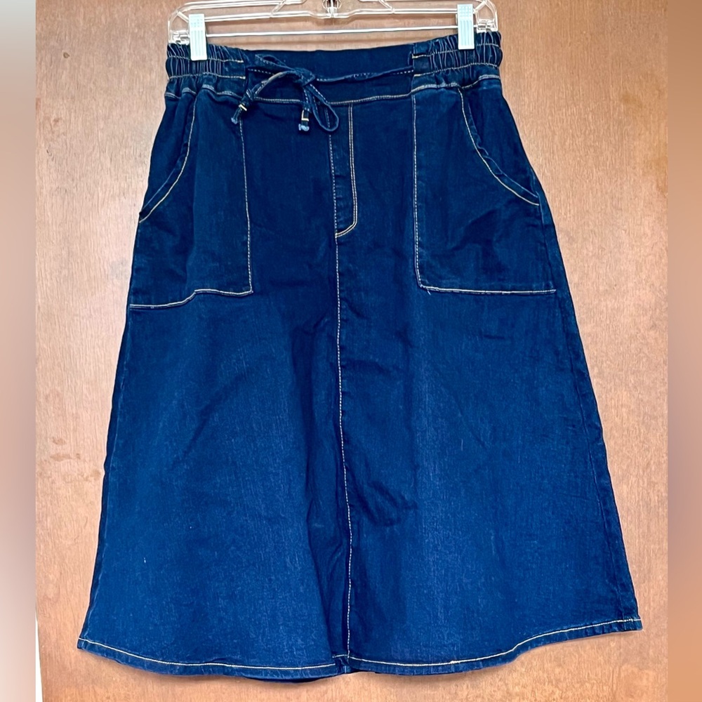 Denim Skirt, Size Large, NWT